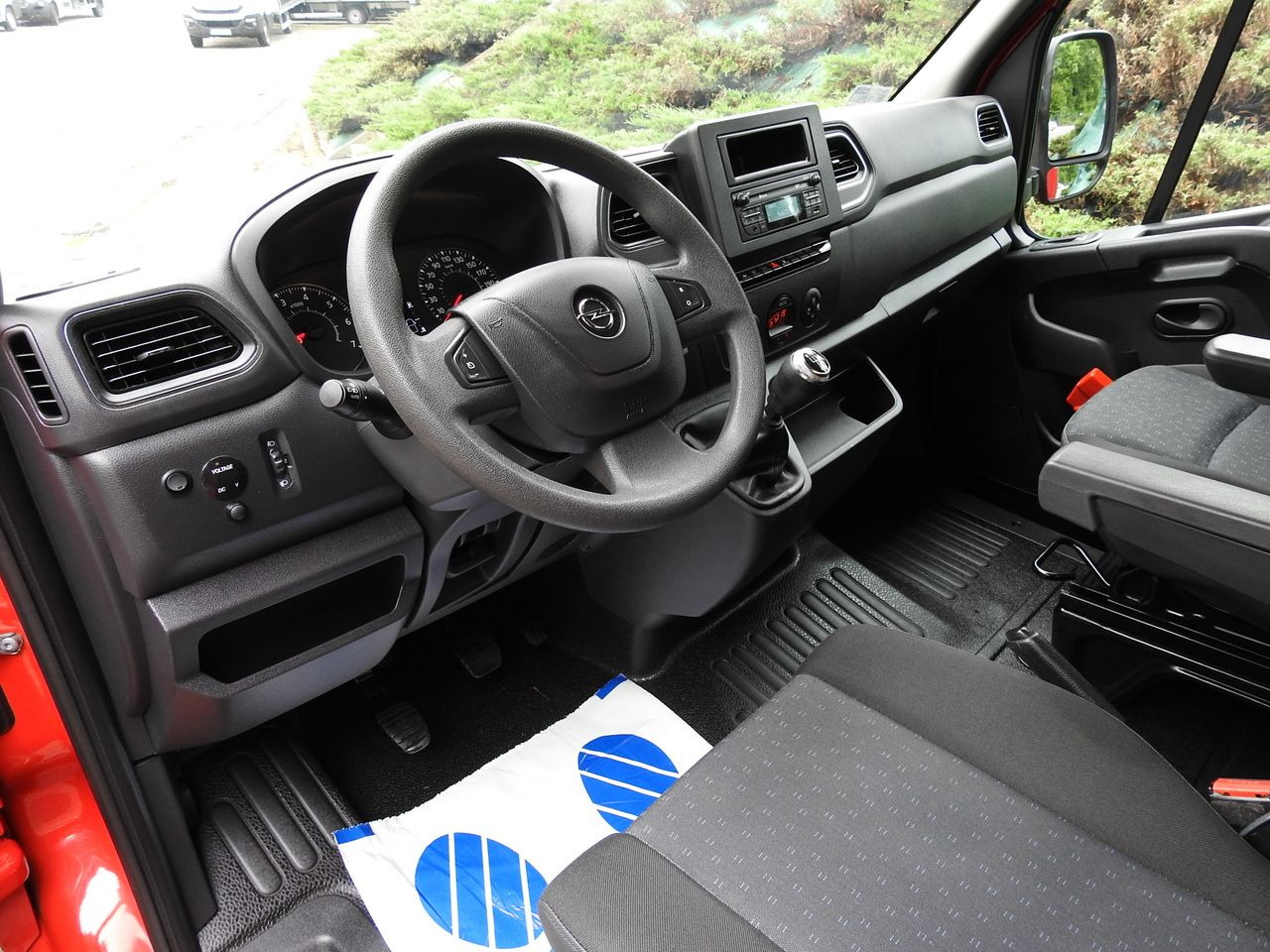 OPEL MOVANO TARPAULIN 10 PALLETS WEBASTO CRUISE CONTROL LED LIGHTS PNEUMATICS AIR CONDITIONING 165HP - Брезентов бус: снимка 2 OPEL MOVANO TARPAULIN 10 PALLETS WEBASTO CRUISE CONTROL LED LIGHTS PNEUMATICS AIR CONDITIONING 165HP - Брезентов бус: снимка 2