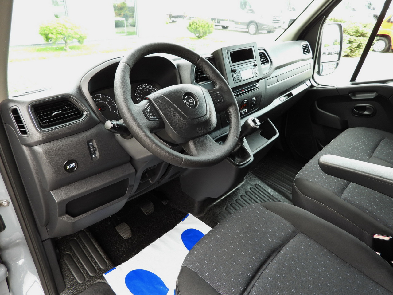 OPEL MOVANO TARPAULIN 10 PALLETS WEBASTO CRUISE CONTROL LED LIGHTS PNEUMATICS AIR CONDITIONING 165HP - Брезентов бус: снимка 2 OPEL MOVANO TARPAULIN 10 PALLETS WEBASTO CRUISE CONTROL LED LIGHTS PNEUMATICS AIR CONDITIONING 165HP - Брезентов бус: снимка 2