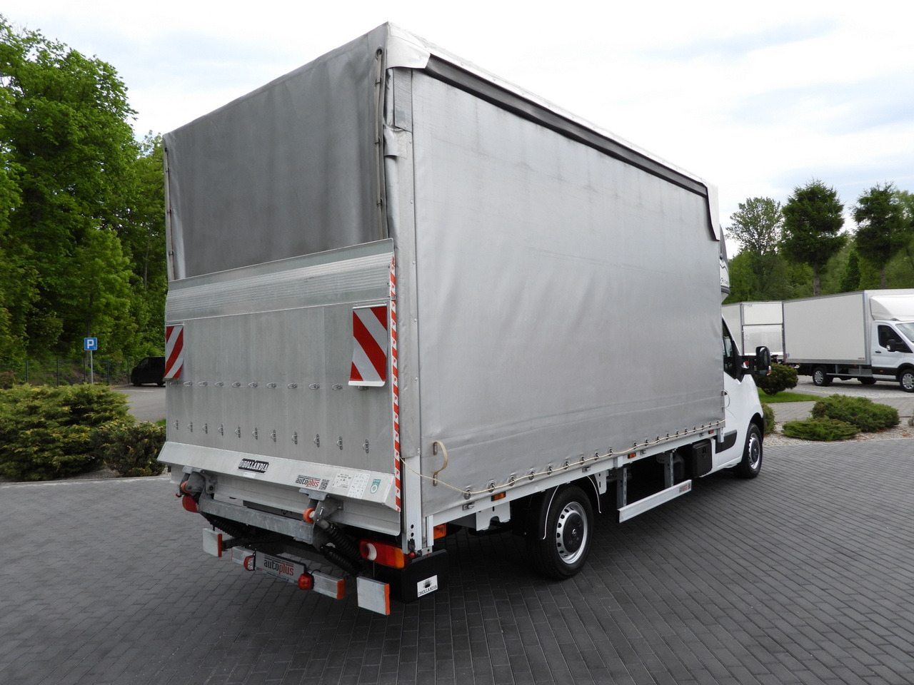 OPEL MOVANO TARPAULIN LIFT 9 PALLETS WEBASTO CRUISE CONTROL LED LIGHTS PNEUMATICS AIR CONDITIONING 165HP - Брезентов бус: снимка 3 OPEL MOVANO TARPAULIN LIFT 9 PALLETS WEBASTO CRUISE CONTROL LED LIGHTS PNEUMATICS AIR CONDITIONING 165HP - Брезентов бус: снимка 3