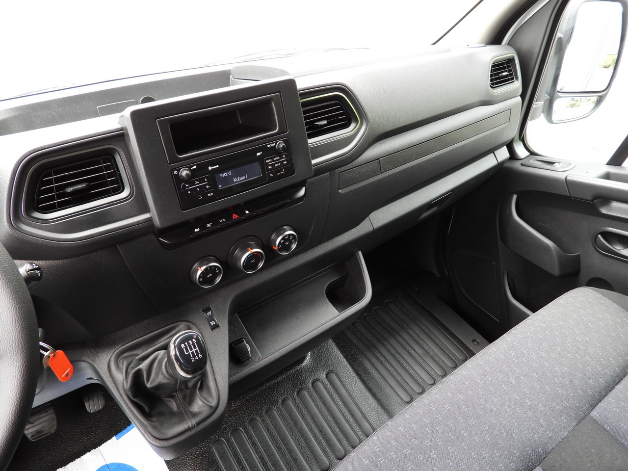 Брезентов бус OPEL MOVANO  TARPAULIN LIFT 9 PALLETS WEBASTO CRUISE CONTROL LED LIGHTS PNEUMATICS AIR CONDITIONING  165HP: снимка 38