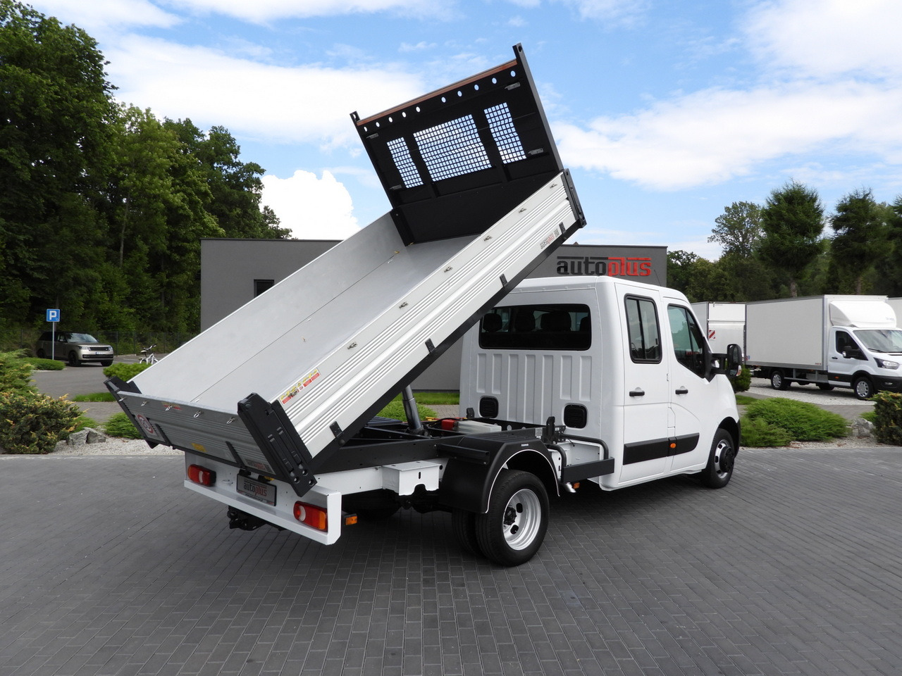 OPEL MOVANO TIPPER DOUBLE CABIN DOKA 7 SEATS LED LIGHTS TWIN WHEELS AIR CONDITIONING 145HP - Самосвал камион: снимка 3 OPEL MOVANO TIPPER DOUBLE CABIN DOKA 7 SEATS LED LIGHTS TWIN WHEELS AIR CONDITIONING 145HP - Самосвал камион: снимка 3