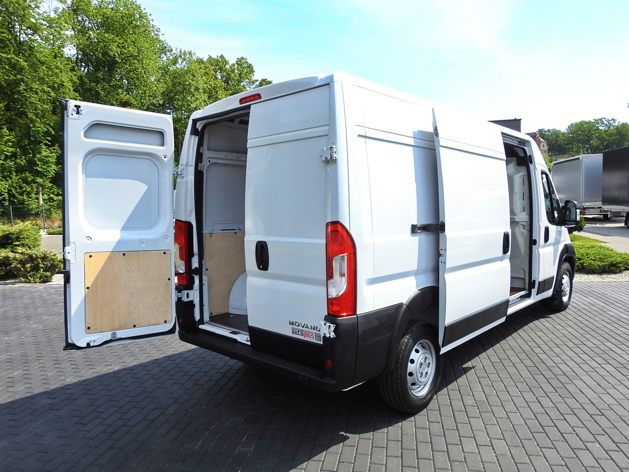 OPEL MOVANO VAN CRUISE CONTROL AIR CONDITIONING 140HP - Товарен бус: снимка 3 OPEL MOVANO VAN CRUISE CONTROL AIR CONDITIONING 140HP - Товарен бус: снимка 3