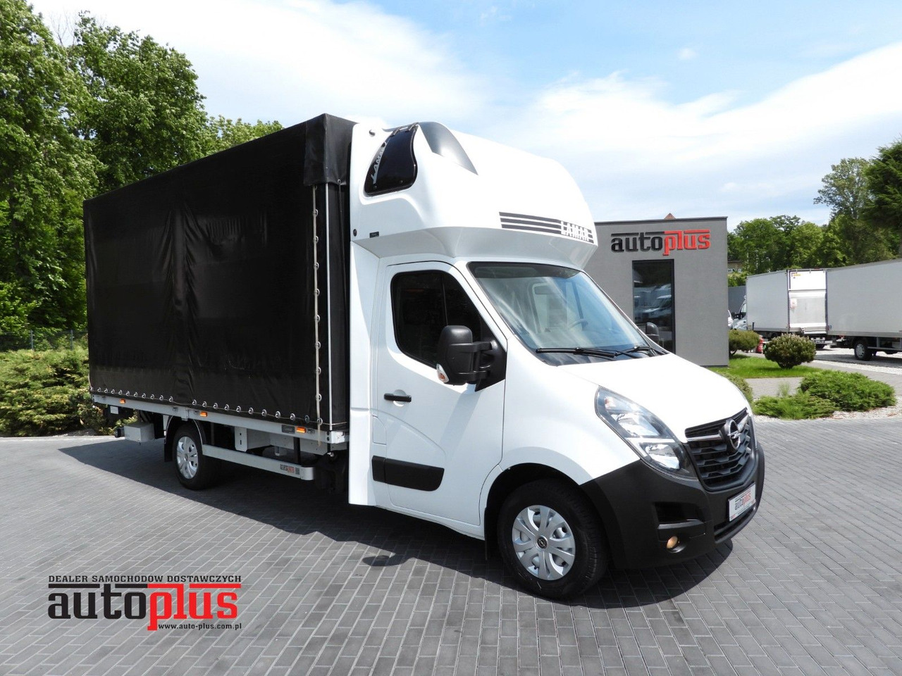 Opel MOVANO PRITSCHE PLANE AUFZUG 9 PALETTEN WEBASTO - Брезентов бус: снимка 1 Opel MOVANO PRITSCHE PLANE AUFZUG 9 PALETTEN WEBASTO - Брезентов бус: снимка 1