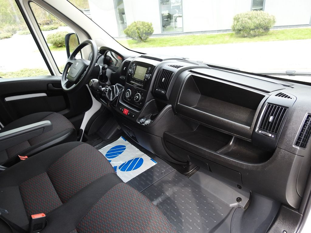 Хладилен бус Peugeot BOXER KÜHLKASTENWAGEN 0*C TEMPOMAT NAVIGATION: снимка 30
