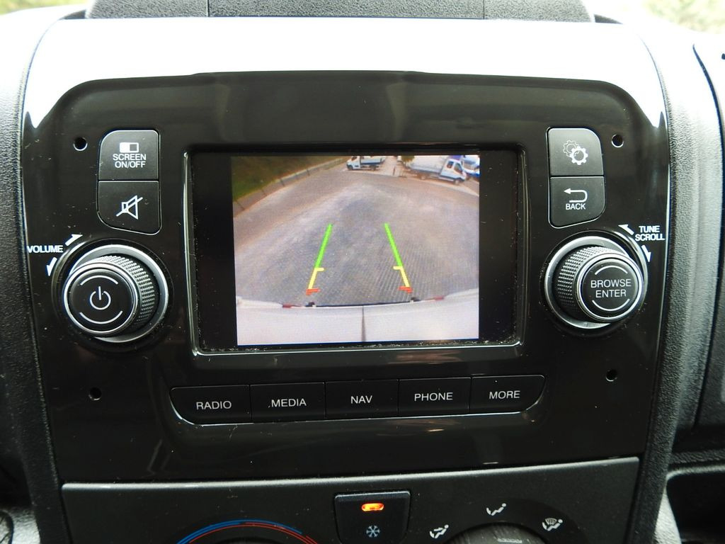 Хладилен бус Peugeot BOXER KÜHLKASTENWAGEN 0*C TEMPOMAT NAVIGATION: снимка 27