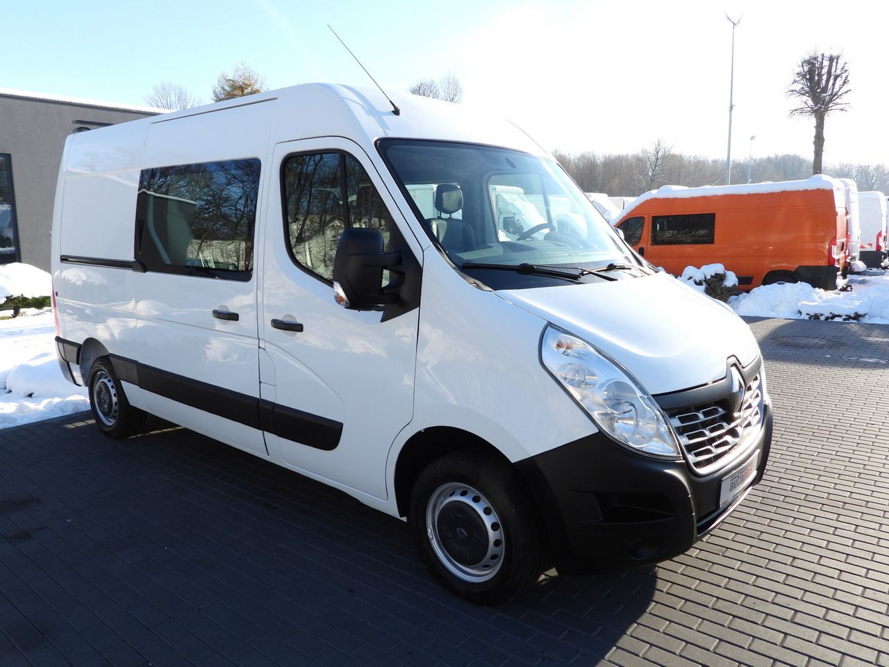 RENAULT MASTER BOX DELIVERY VAN 7 SEATS CRUISE CONTROL AIR CONDITIONING 110HP - Малък ван: снимка 4 RENAULT MASTER BOX DELIVERY VAN 7 SEATS CRUISE CONTROL AIR CONDITIONING 110HP - Малък ван: снимка 4