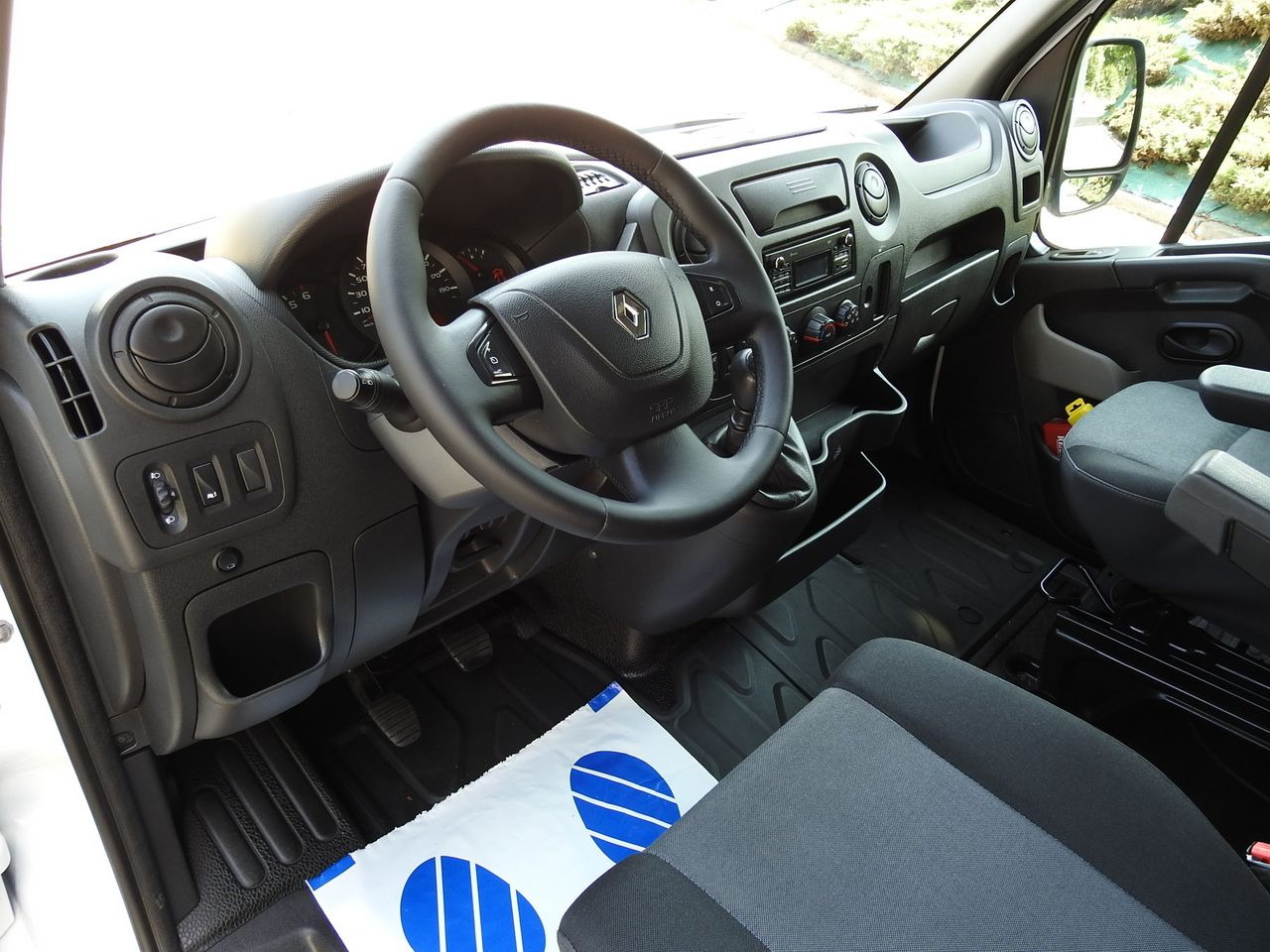 RENAULT MASTER - Брезентов бус: снимка 2 RENAULT MASTER - Брезентов бус: снимка 2