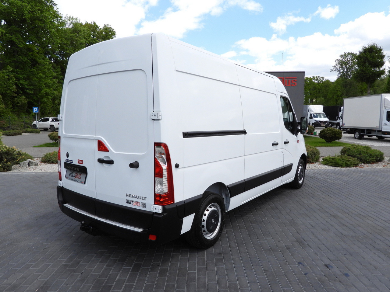 RENAULT MASTER REFRIGERATOR VAN -20*C POWER SUPPLY 230V CRUISE CONTROL AIR CONDITIONING 145HP - Хладилен бус: снимка 3 RENAULT MASTER REFRIGERATOR VAN -20*C POWER SUPPLY 230V CRUISE CONTROL AIR CONDITIONING 145HP - Хладилен бус: снимка 3