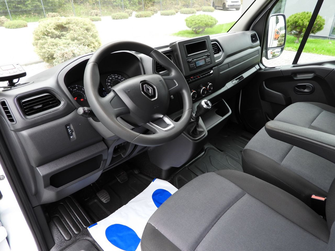 RENAULT MASTER REGRIGERATOR BOX 0*C LED LIGHTS AIR CONDITIONING 165HP - Хладилен бус: снимка 2 RENAULT MASTER REGRIGERATOR BOX 0*C LED LIGHTS AIR CONDITIONING 165HP - Хладилен бус: снимка 2