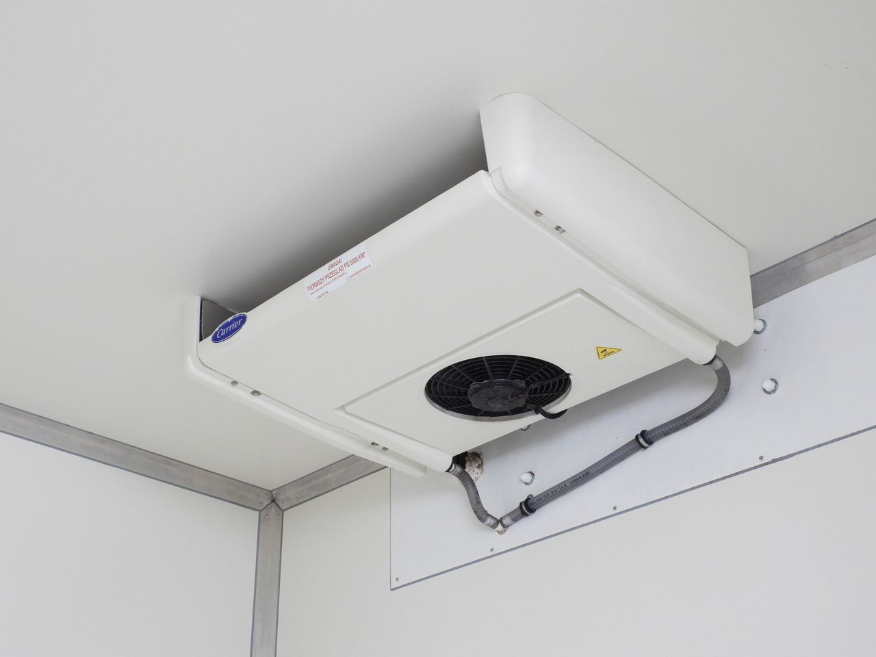 Хладилен бус RENAULT MASTER REGRIGERATOR BOX 0*C LED LIGHTS AIR CONDITIONING 165HP: снимка 23 Хладилен бус RENAULT MASTER REGRIGERATOR BOX 0*C LED LIGHTS AIR CONDITIONING 165HP: снимка 23