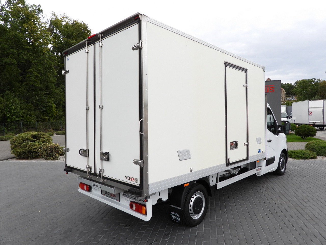 RENAULT MASTER REGRIGERATOR BOX 1*C LED LIGHTS AIR CONDITIONING 165HP - Хладилен бус: снимка 3 RENAULT MASTER REGRIGERATOR BOX 1*C LED LIGHTS AIR CONDITIONING 165HP - Хладилен бус: снимка 3