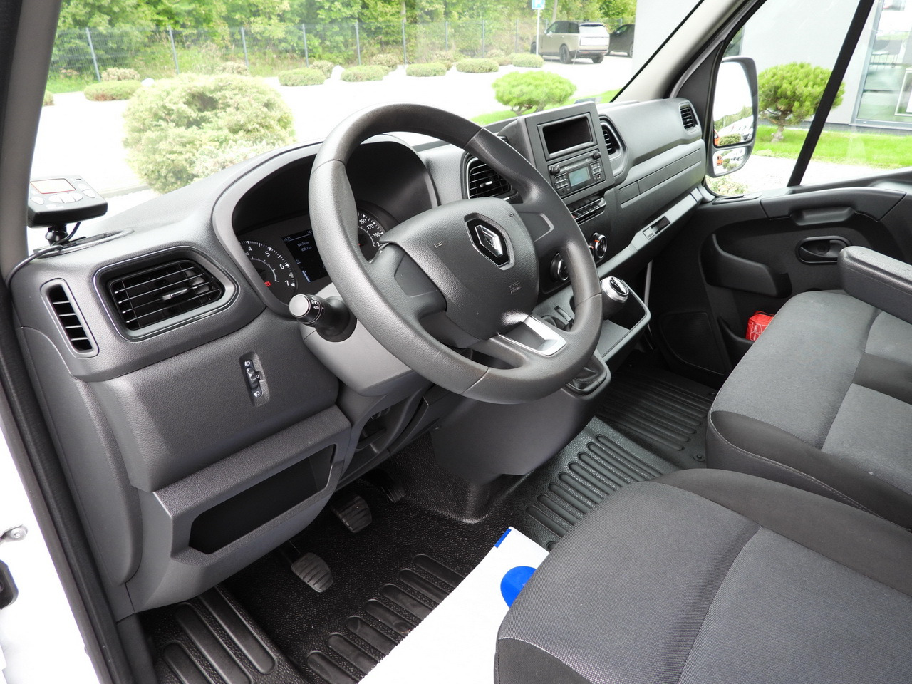 RENAULT MASTER REGRIGERATOR BOX 1*C LED LIGHTS AIR CONDITIONING 165HP - Хладилен бус: снимка 2 RENAULT MASTER REGRIGERATOR BOX 1*C LED LIGHTS AIR CONDITIONING 165HP - Хладилен бус: снимка 2