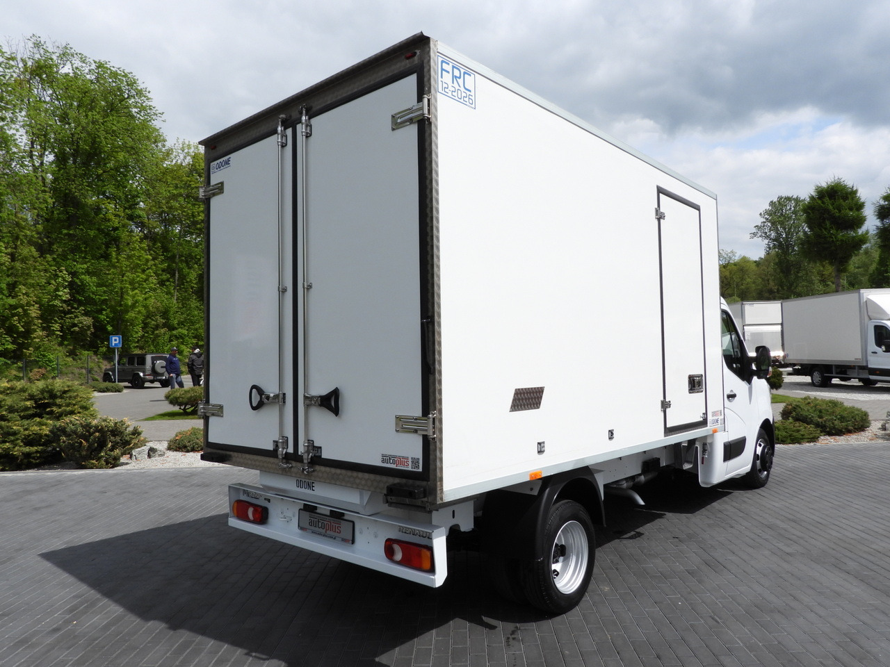 RENAULT MASTER REGRIGERATOR BOX -10*C CRUISE CONTROL LED LIGHTS TWIN WHEELS AIR CONDITIONING 145HP - Хладилен бус: снимка 3 RENAULT MASTER REGRIGERATOR BOX -10*C CRUISE CONTROL LED LIGHTS TWIN WHEELS AIR CONDITIONING 145HP - Хладилен бус: снимка 3