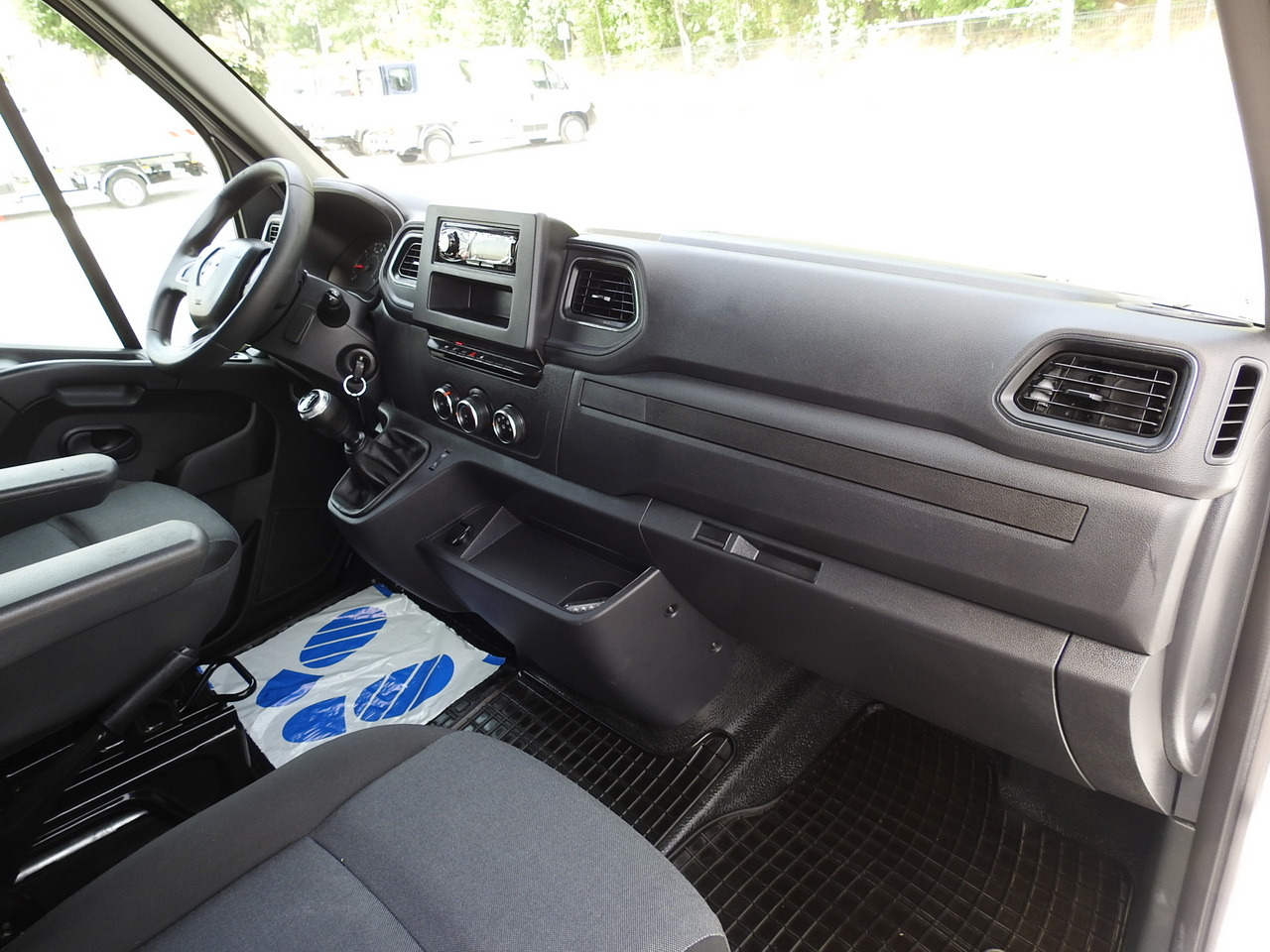 Брезентов бус RENAULT MASTER TARPAULIN 10 PALLETS WEBASTO CRUISE CONTROL AIR CONDITIONING LED LIGHTS  165HP: снимка 35