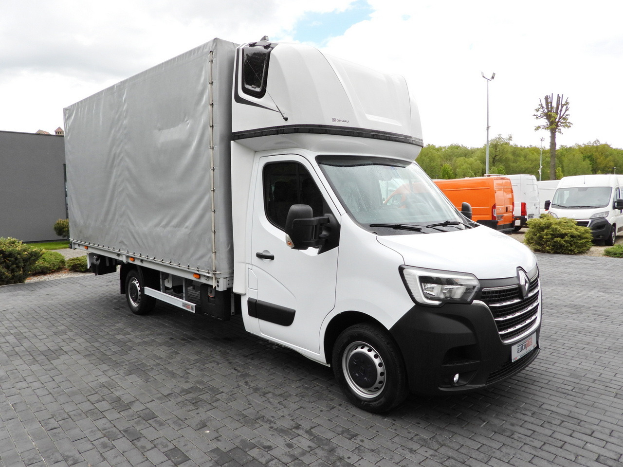 RENAULT MASTER TARPAULIN 10 PALLETS WEBASTO CRUISE CONTROL LED LIGHTS PNEUMATICS AIR CONDITIONING 165HP - Брезентов бус: снимка 4 RENAULT MASTER TARPAULIN 10 PALLETS WEBASTO CRUISE CONTROL LED LIGHTS PNEUMATICS AIR CONDITIONING 165HP - Брезентов бус: снимка 4