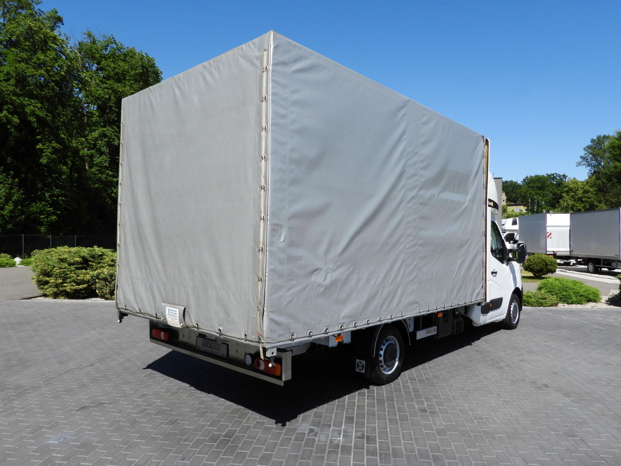 RENAULT MASTER TARPAULIN 10 PALLETS WEBASTO CRUISE CONTROL LED LIGHTS PNEUMATICS AIR CONDITIONING 165HP - Брезентов бус: снимка 3 RENAULT MASTER TARPAULIN 10 PALLETS WEBASTO CRUISE CONTROL LED LIGHTS PNEUMATICS AIR CONDITIONING 165HP - Брезентов бус: снимка 3