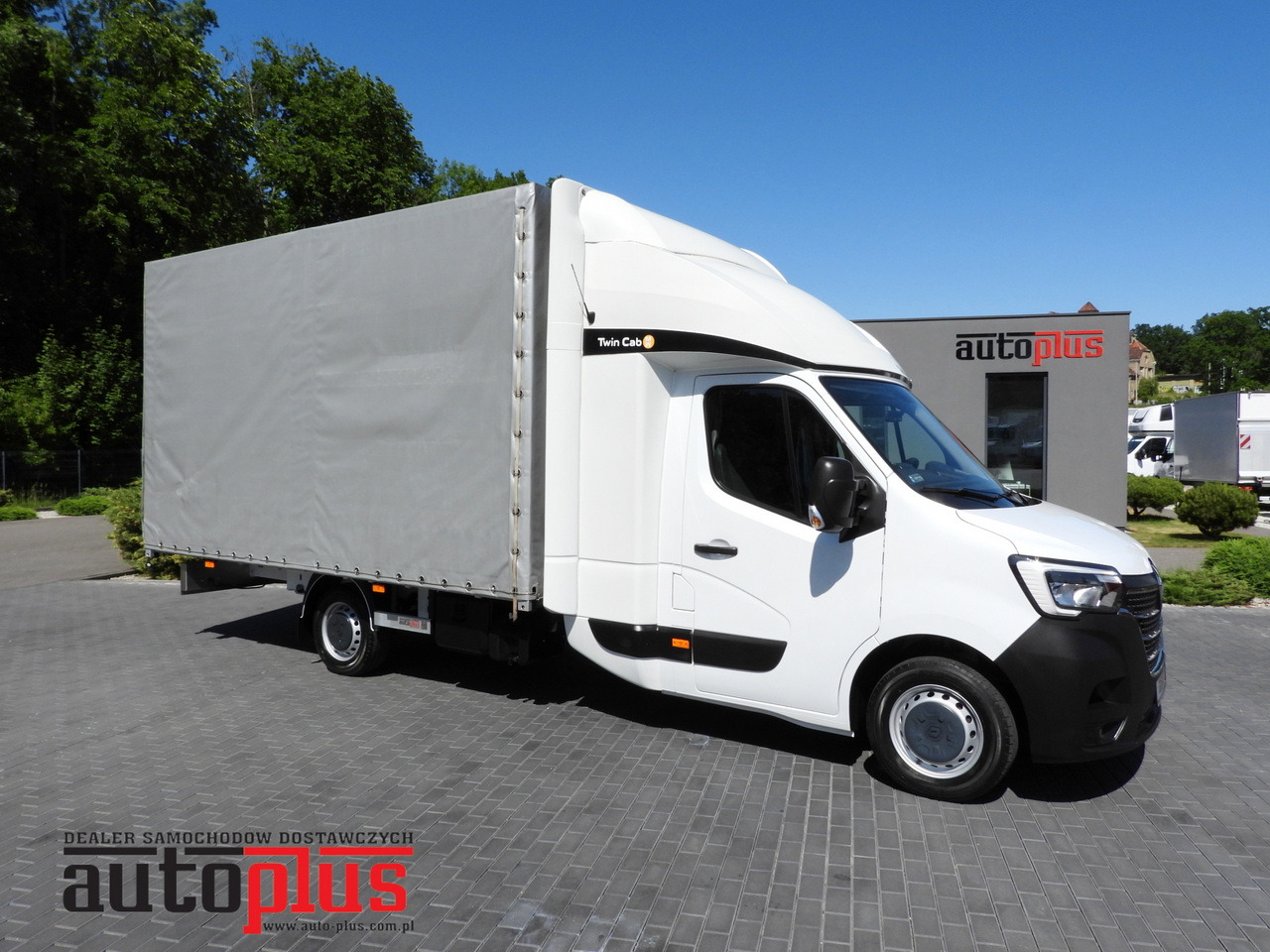 RENAULT MASTER TARPAULIN 10 PALLETS WEBASTO CRUISE CONTROL LED LIGHTS PNEUMATICS AIR CONDITIONING 165HP - Брезентов бус: снимка 1 RENAULT MASTER TARPAULIN 10 PALLETS WEBASTO CRUISE CONTROL LED LIGHTS PNEUMATICS AIR CONDITIONING 165HP - Брезентов бус: снимка 1