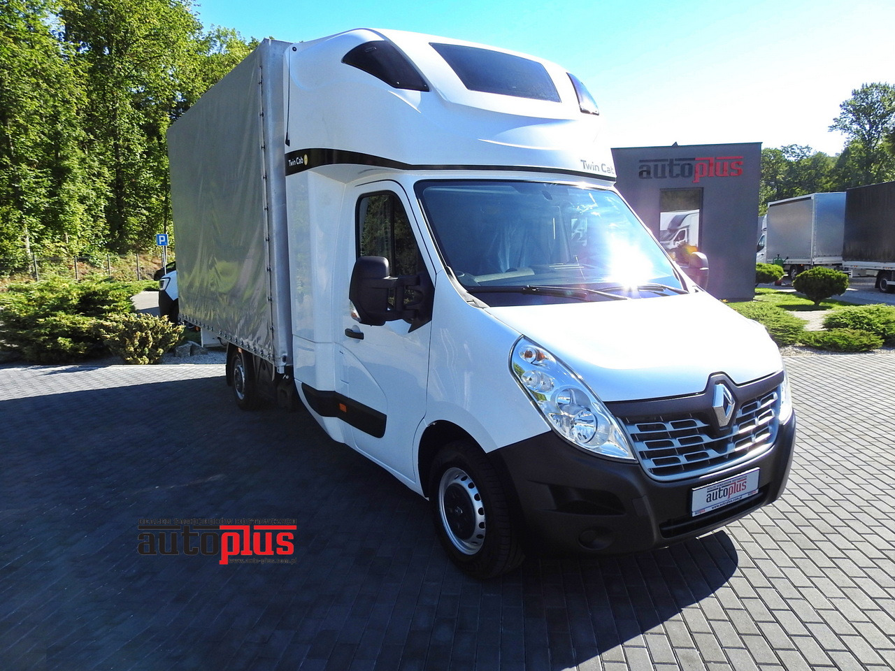 RENAULT MASTER TARPAULIN 8 PALLETS WEBASTO CRUISE CONTROL AIR CONDITIONING PNEUMATICS 170HP - Брезентов бус: снимка 1 RENAULT MASTER TARPAULIN 8 PALLETS WEBASTO CRUISE CONTROL AIR CONDITIONING PNEUMATICS 170HP - Брезентов бус: снимка 1