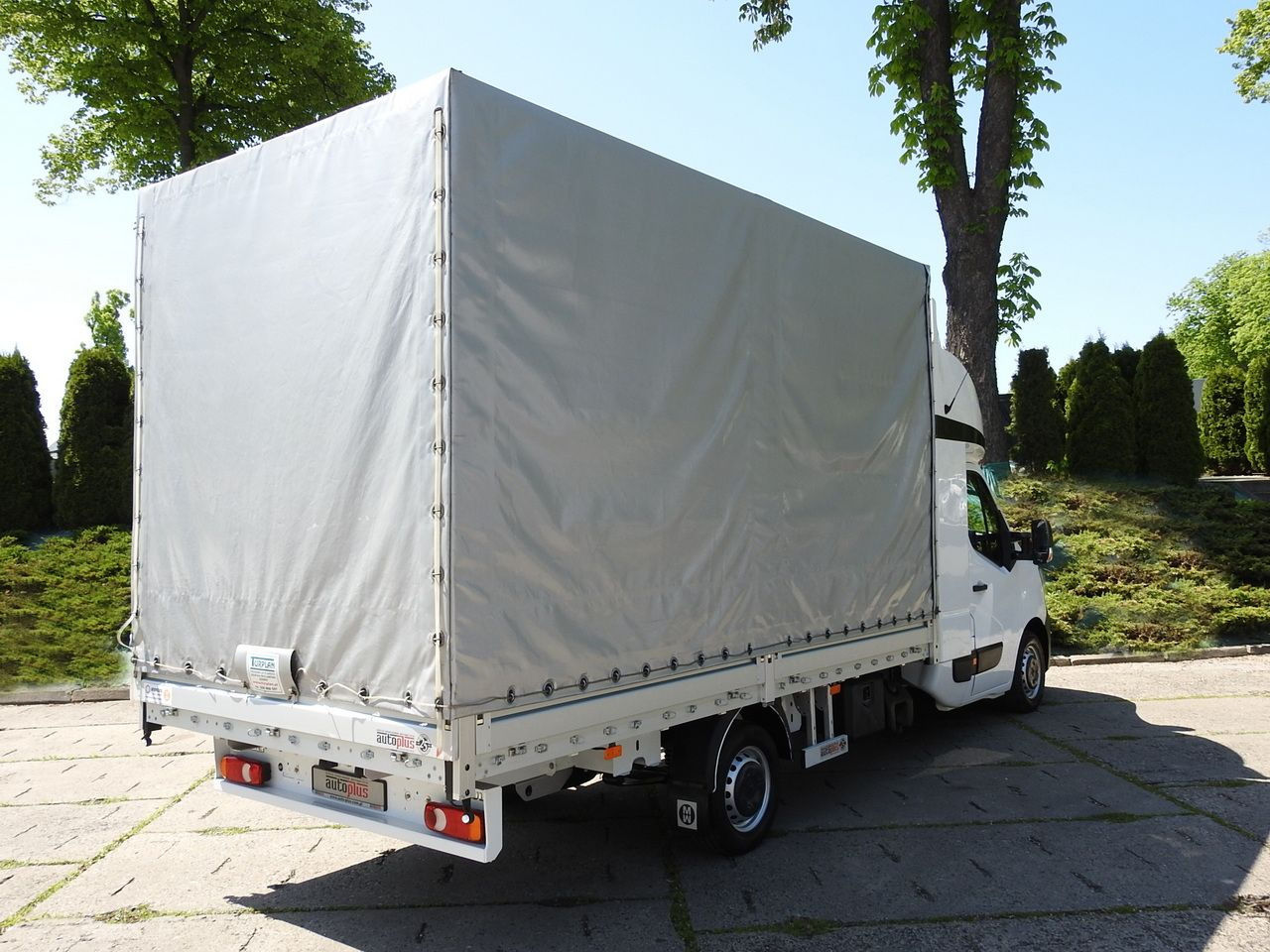 RENAULT MASTER TARPAULIN 8 PALLETS WEBASTO CRUISE CONTROL LED LIGHTS PNEUMATICS 165HP - Брезентов бус: снимка 3 RENAULT MASTER TARPAULIN 8 PALLETS WEBASTO CRUISE CONTROL LED LIGHTS PNEUMATICS 165HP - Брезентов бус: снимка 3