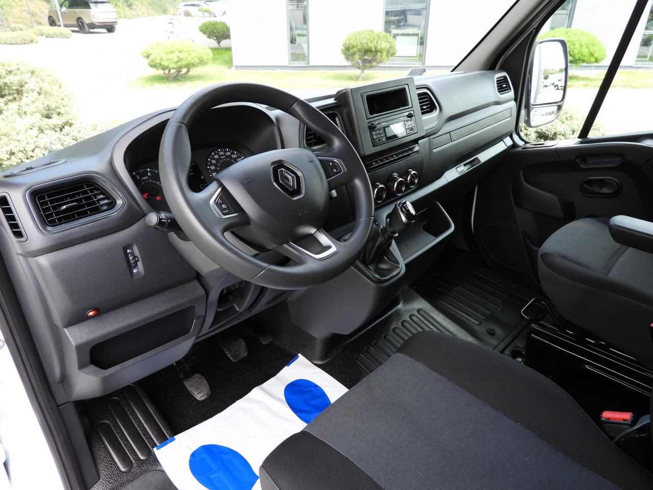 RENAULT MASTER TARPAULIN 8 PALLETS WEBASTO CRUISE CONTROL LED LIGHTS PNEUMATICS AIR CONDITIONING 165HP - Брезентов бус: снимка 2 RENAULT MASTER TARPAULIN 8 PALLETS WEBASTO CRUISE CONTROL LED LIGHTS PNEUMATICS AIR CONDITIONING 165HP - Брезентов бус: снимка 2