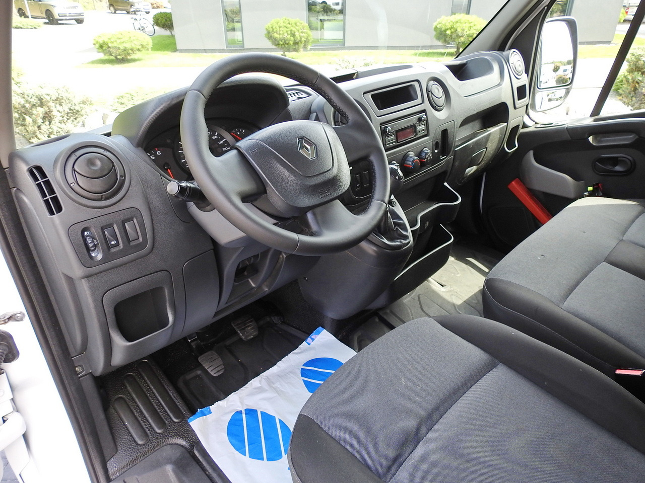 RENAULT MASTER TIPPER  130HP - Бус самосвал: снимка 2 RENAULT MASTER TIPPER  130HP - Бус самосвал: снимка 2