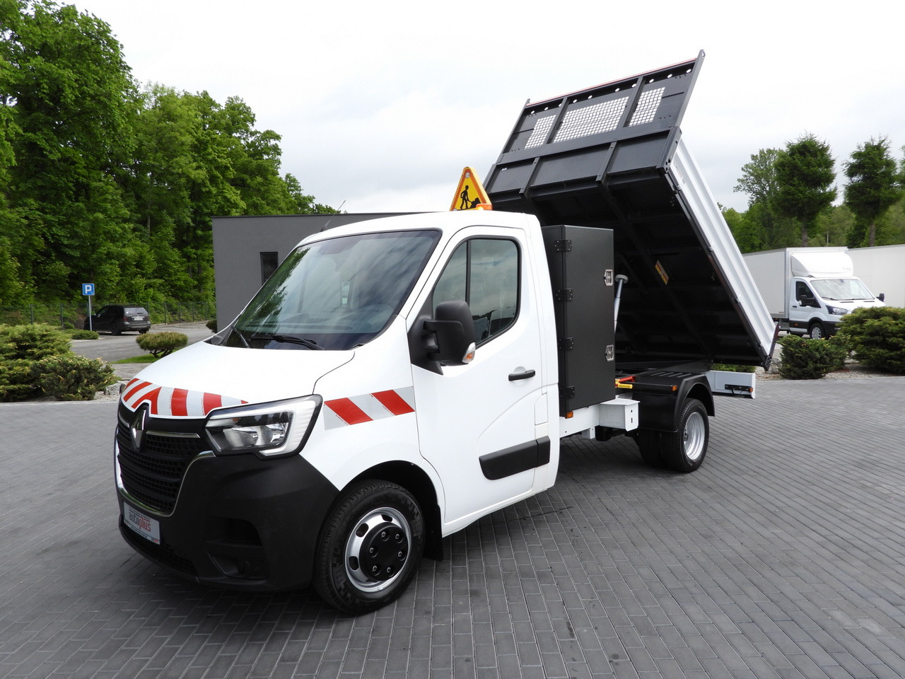 Бус самосвал RENAULT MASTER TIPPER CRUISE CONTROL LED LIGHTS TWIN WHEELS AIR CONDITIONING 130HP: снимка 16 Бус самосвал RENAULT MASTER TIPPER CRUISE CONTROL LED LIGHTS TWIN WHEELS AIR CONDITIONING 130HP: снимка 16