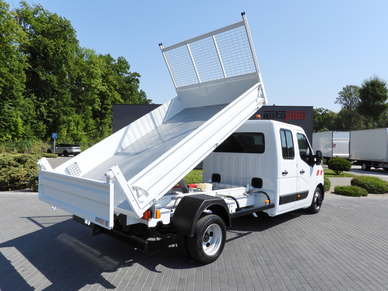 RENAULT MASTER TIPPER DOUBLE CABIN DOKA 6 SEATS CRUISE CONTROL LED LIGHTS TWIN WHEELS AIR CONDITIONING  130HP - Бус самосвал: снимка 3 RENAULT MASTER TIPPER DOUBLE CABIN DOKA 6 SEATS CRUISE CONTROL LED LIGHTS TWIN WHEELS AIR CONDITIONING  130HP - Бус самосвал: снимка 3