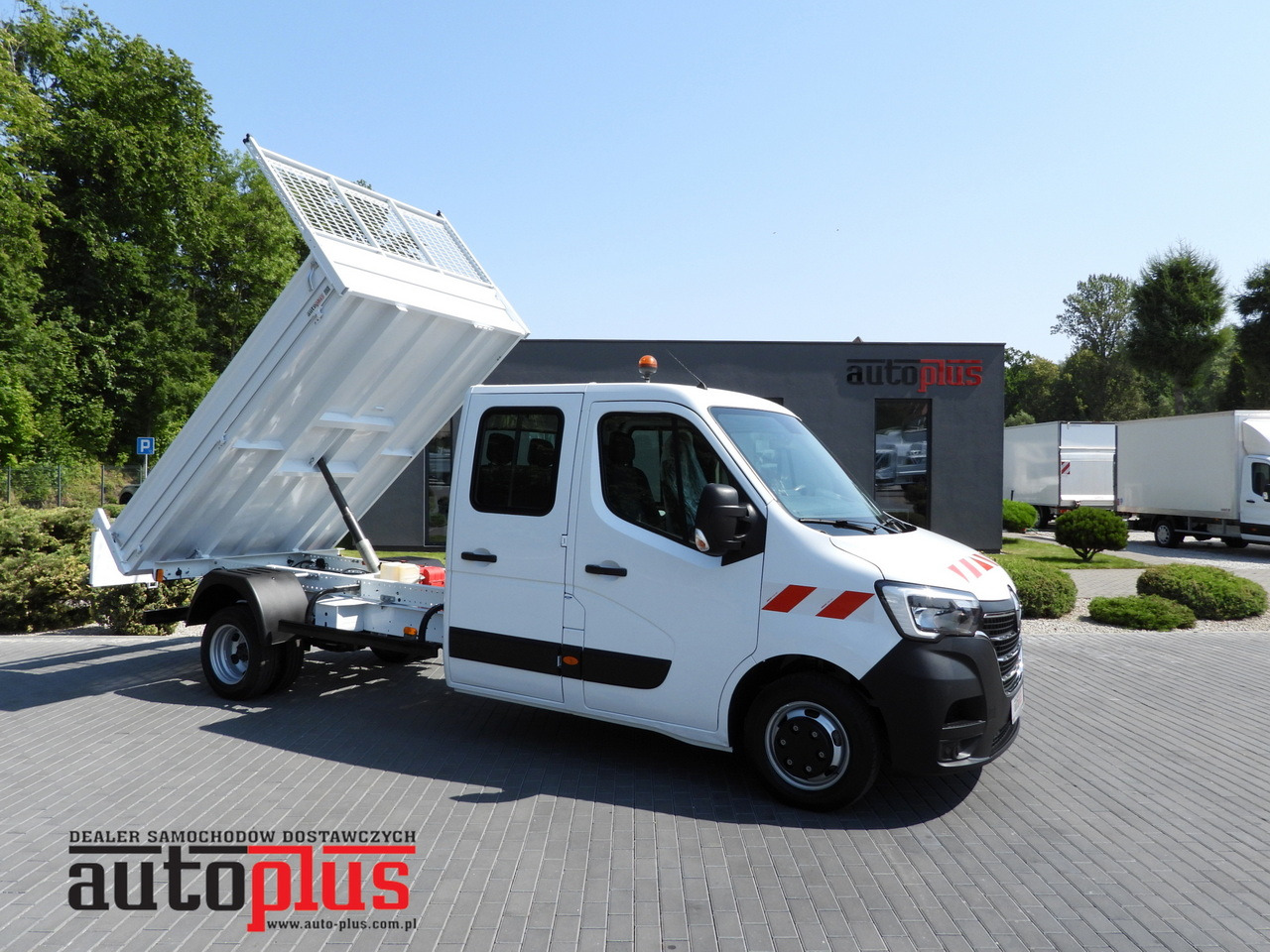 RENAULT MASTER TIPPER DOUBLE CABIN DOKA 6 SEATS CRUISE CONTROL LED LIGHTS TWIN WHEELS AIR CONDITIONING  130HP - Бус самосвал: снимка 1 RENAULT MASTER TIPPER DOUBLE CABIN DOKA 6 SEATS CRUISE CONTROL LED LIGHTS TWIN WHEELS AIR CONDITIONING  130HP - Бус самосвал: снимка 1