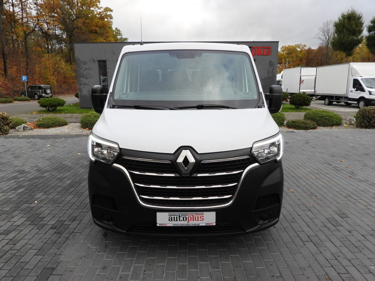 RENAULT MASTER TIPPER DOUBLE CABIN DOKA 7 SEATS CRUISE CONTROL NAVIGATION LED LIGHTS AIR CONDITIONING  145HP - Бус самосвал: снимка 5 RENAULT MASTER TIPPER DOUBLE CABIN DOKA 7 SEATS CRUISE CONTROL NAVIGATION LED LIGHTS AIR CONDITIONING  145HP - Бус самосвал: снимка 5