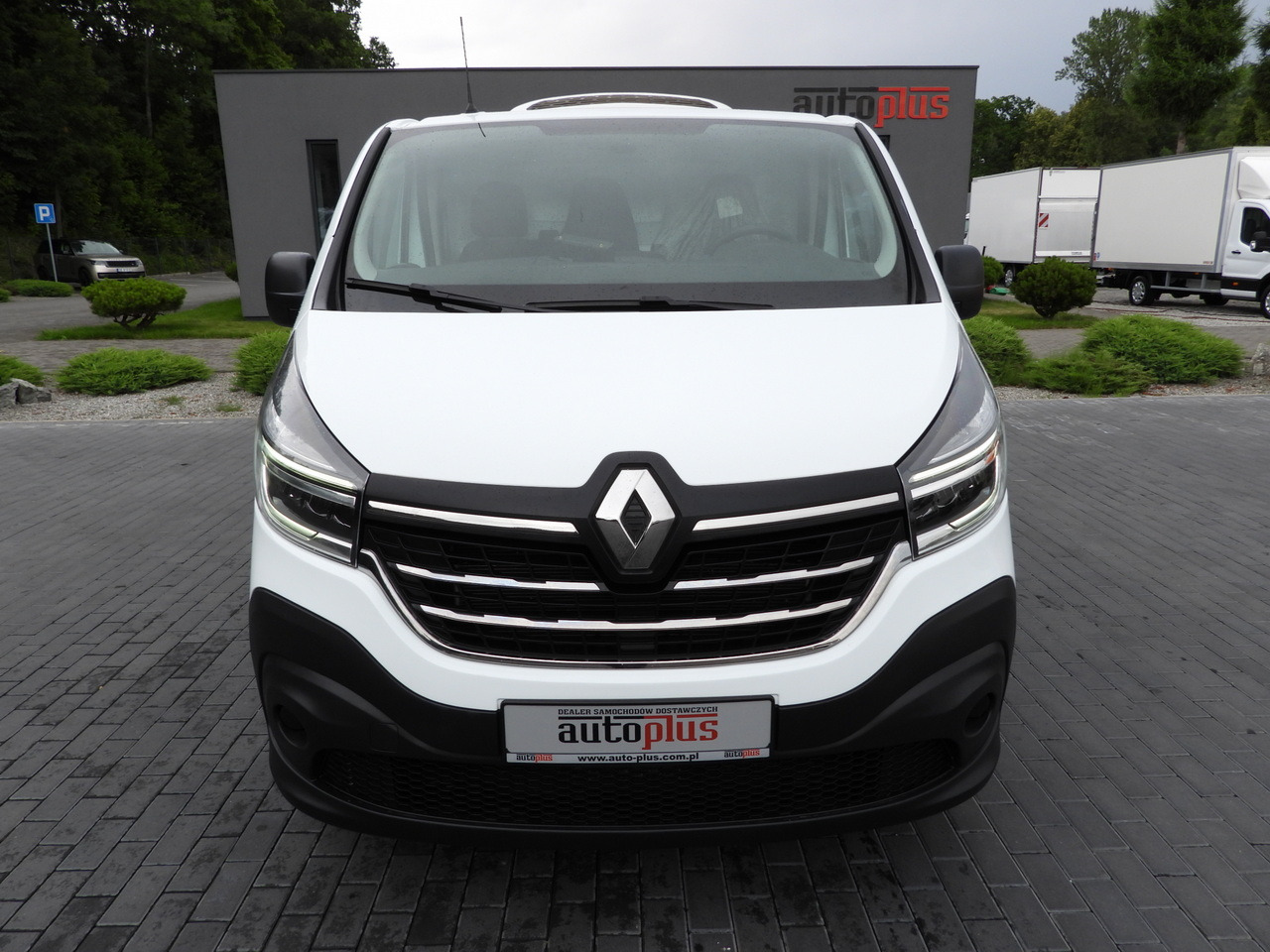 RENAULT TRAFIC REFRIGERATOR VAN -5*C POWER SUPPLY 230V CRUISE CONTROL LED LIGHTS AIR CONDITIONING 120HP - Хладилен бус: снимка 5 RENAULT TRAFIC REFRIGERATOR VAN -5*C POWER SUPPLY 230V CRUISE CONTROL LED LIGHTS AIR CONDITIONING 120HP - Хладилен бус: снимка 5