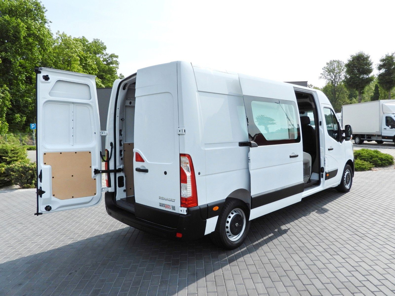 Renault MASTER KASTENWAGEN DOPPELKABINE 7 SITZE TEMPOMAT - Товарен бус, Бус с двойна кабина: снимка 3 Renault MASTER KASTENWAGEN DOPPELKABINE 7 SITZE TEMPOMAT - Товарен бус, Бус с двойна кабина: снимка 3