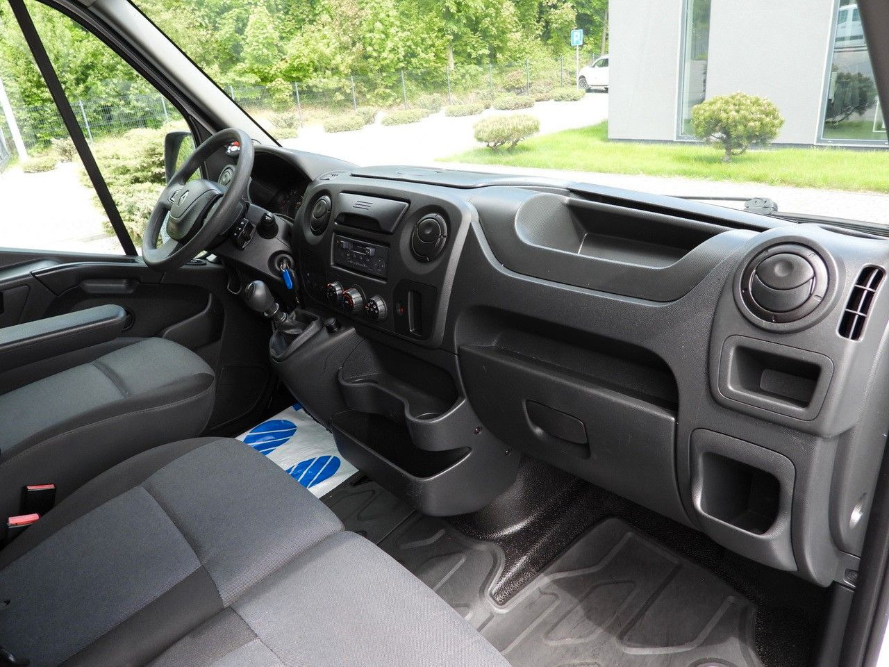 Лизинг на Renault MASTER  KÜHLKASTENWAGEN -20*C  TEMPOMAT Renault MASTER  KÜHLKASTENWAGEN -20*C  TEMPOMAT Renault MASTER  KÜHLKASTENWAGEN -20*C  TEMPOMAT Renault MASTER  KÜHLKASTENWAGEN -20*C  TEMPOMAT: снимка 30