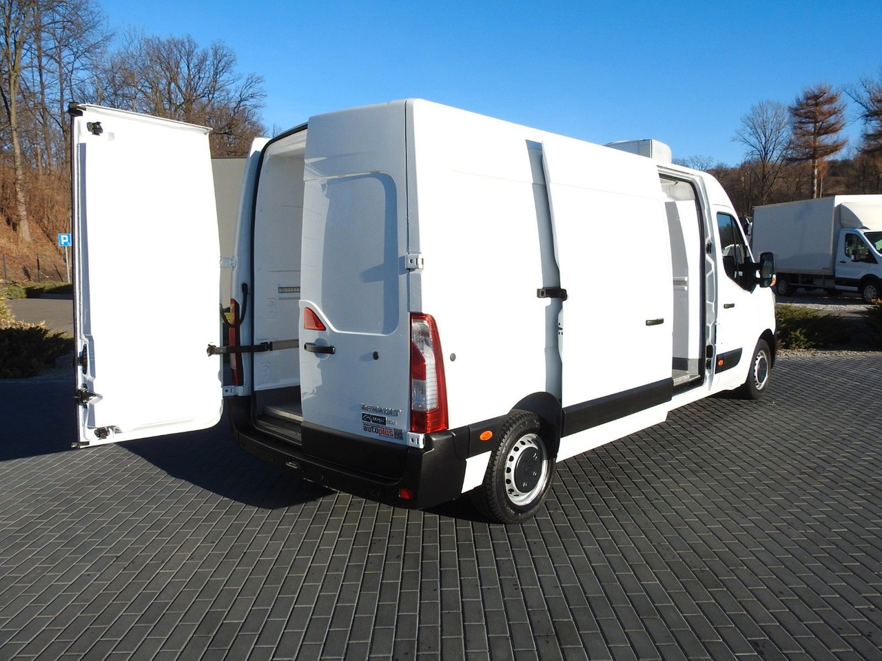 Renault MASTER KÜHLKASTENWAGEN -5*C HEIZFUNKTION A/C Renault MASTER KÜHLKASTENWAGEN -5*C HEIZFUNKTION A/C - Хладилен бус: снимка 3 Renault MASTER KÜHLKASTENWAGEN -5*C HEIZFUNKTION A/C Renault MASTER KÜHLKASTENWAGEN -5*C HEIZFUNKTION A/C - Хладилен бус: снимка 3