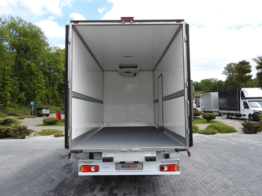 Нови Хладилен бус Renault MASTER NEUE KÜHLKOFFER -10*C 8 PALETTEN: снимка 12