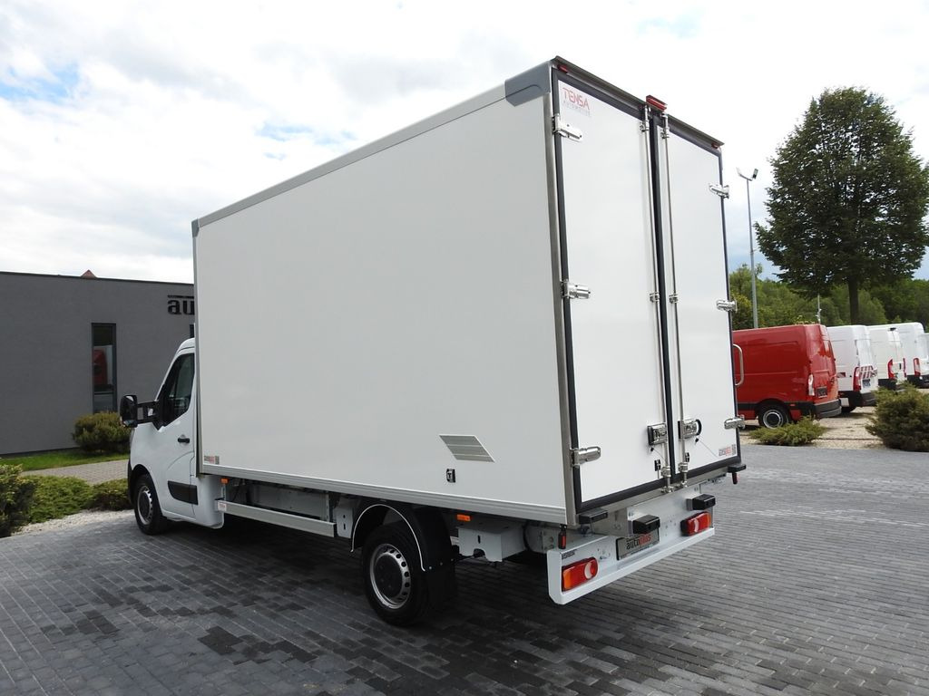 Нови Хладилен бус Renault MASTER NEUE KÜHLKOFFER -10*C 8 PALETTEN: снимка 10