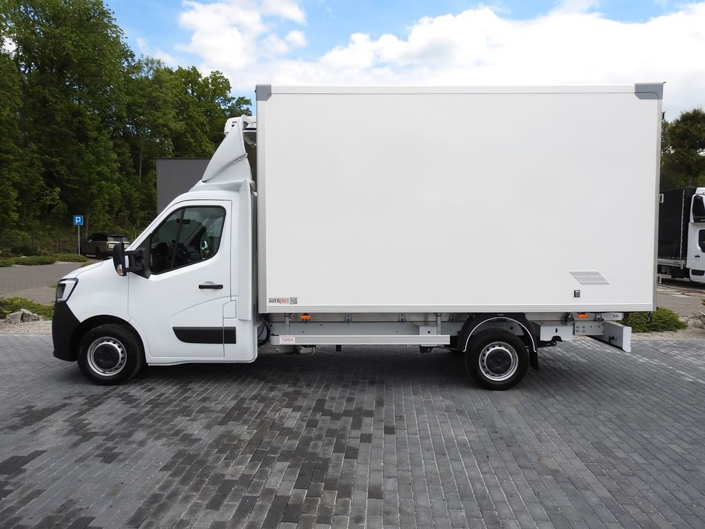 Нови Хладилен бус Renault MASTER NEUE KÜHLKOFFER -10*C 8 PALETTEN: снимка 9