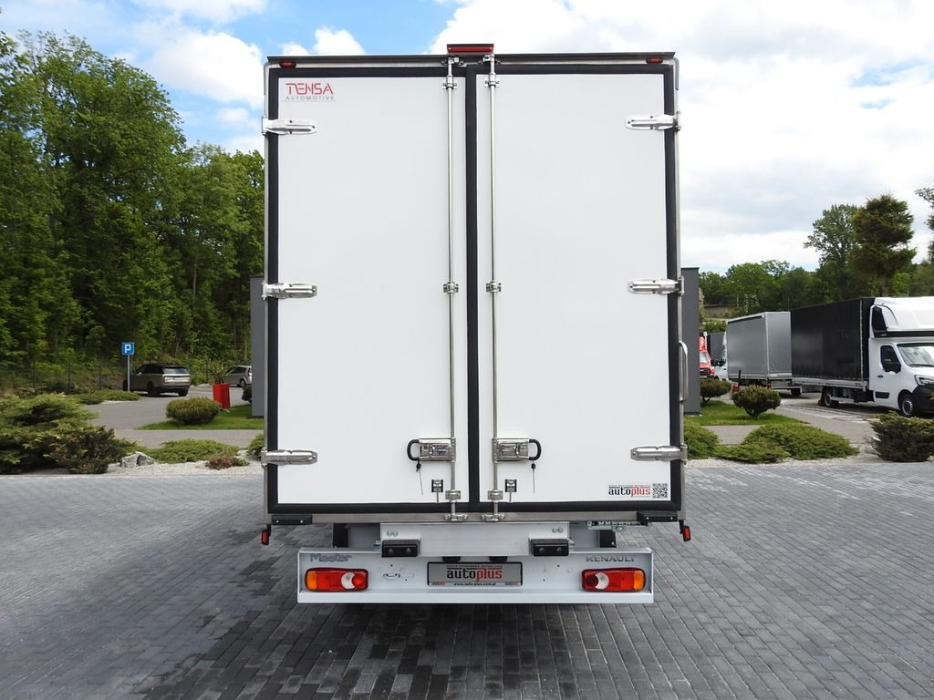 Нови Хладилен бус Renault MASTER NEUE KÜHLKOFFER -10*C 8 PALETTEN: снимка 11