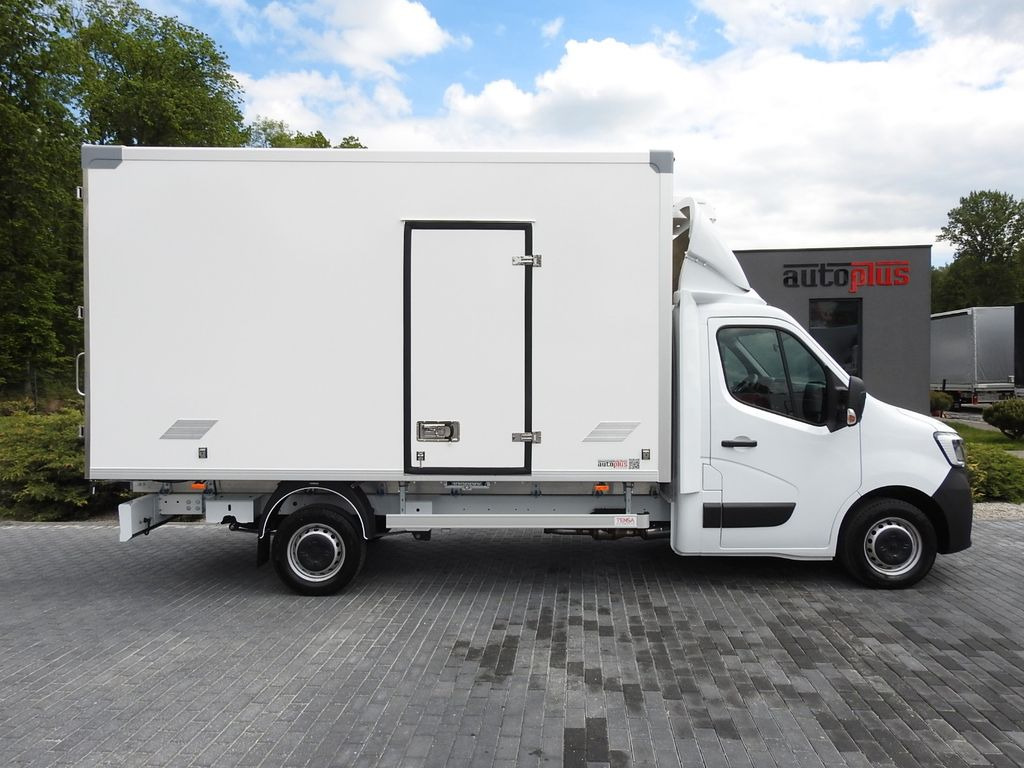 Нови Хладилен бус Renault MASTER NEUE KÜHLKOFFER -10*C 8 PALETTEN: снимка 7