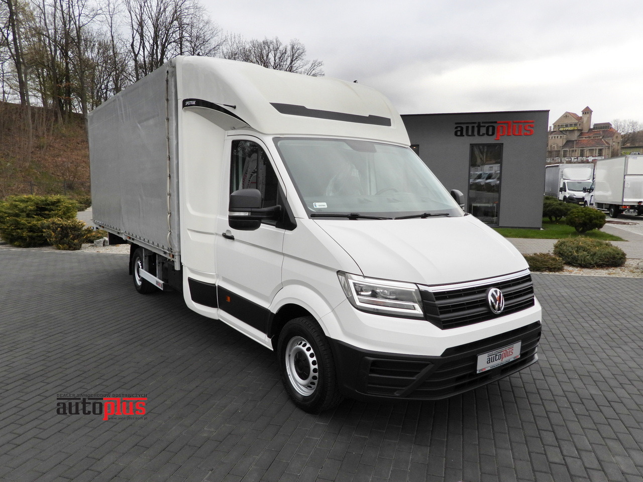 VOLKSWAGEN CRAFTER TARPAULIN 10 PALLETS WEBASTO CRUISE CONTROL LED LIGHTS 180HP - Брезентов бус: снимка 1 VOLKSWAGEN CRAFTER TARPAULIN 10 PALLETS WEBASTO CRUISE CONTROL LED LIGHTS 180HP - Брезентов бус: снимка 1