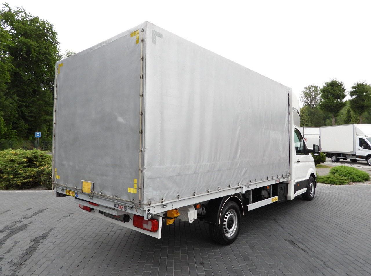 VOLKSWAGEN CRAFTER TARPAULIN 8 PALLETS WEBASTO CRUISE CONTROL LED LIGHTS AIR CONDITIONING 180HP - Брезентов бус: снимка 3 VOLKSWAGEN CRAFTER TARPAULIN 8 PALLETS WEBASTO CRUISE CONTROL LED LIGHTS AIR CONDITIONING 180HP - Брезентов бус: снимка 3