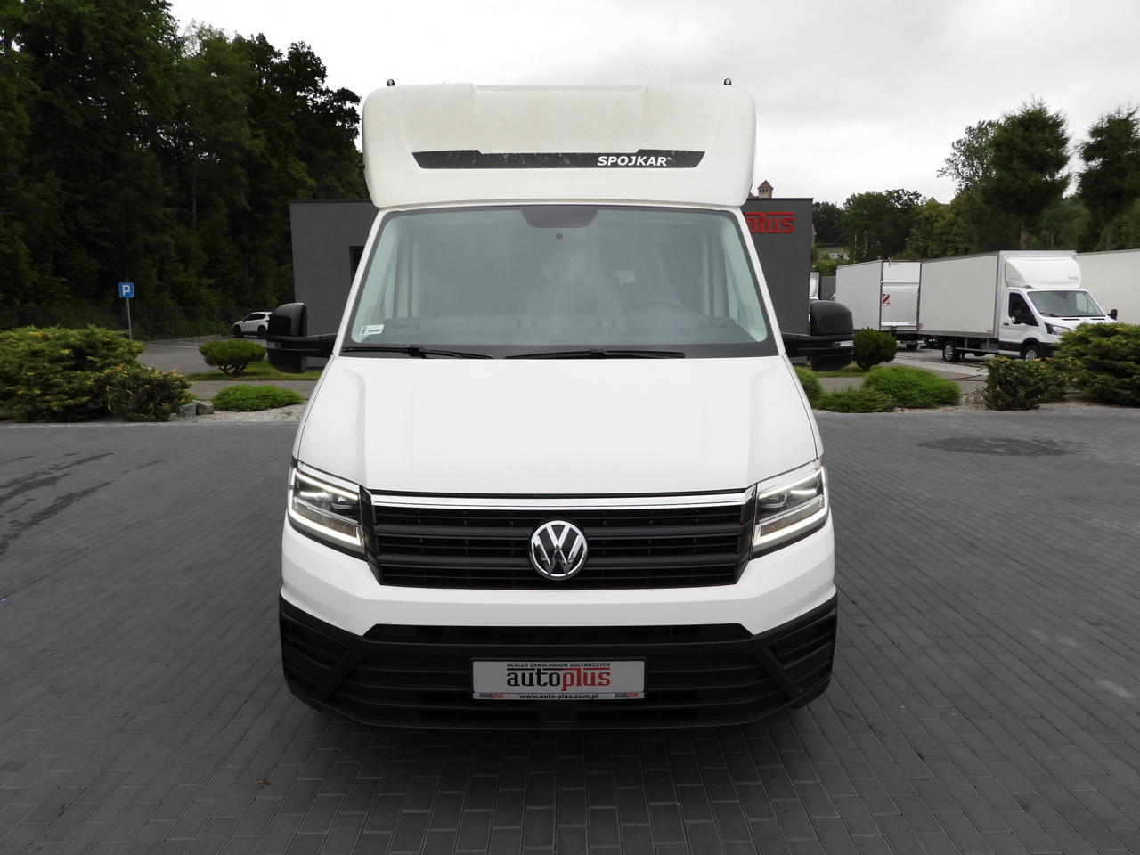 VOLKSWAGEN CRAFTER TARPAULIN 8 PALLETS WEBASTO CRUISE CONTROL LED LIGHTS AIR CONDITIONING 180HP - Брезентов бус: снимка 5 VOLKSWAGEN CRAFTER TARPAULIN 8 PALLETS WEBASTO CRUISE CONTROL LED LIGHTS AIR CONDITIONING 180HP - Брезентов бус: снимка 5