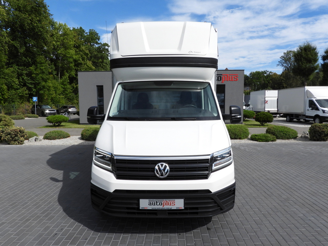 VOLKSWAGEN CRAFTER TARPAULIN LIFT 8 PALLETS WEBASTO CRUISE CONTROL LED LIGHTS AIR CONDITIONING 180HP - Брезентов бус: снимка 5 VOLKSWAGEN CRAFTER TARPAULIN LIFT 8 PALLETS WEBASTO CRUISE CONTROL LED LIGHTS AIR CONDITIONING 180HP - Брезентов бус: снимка 5