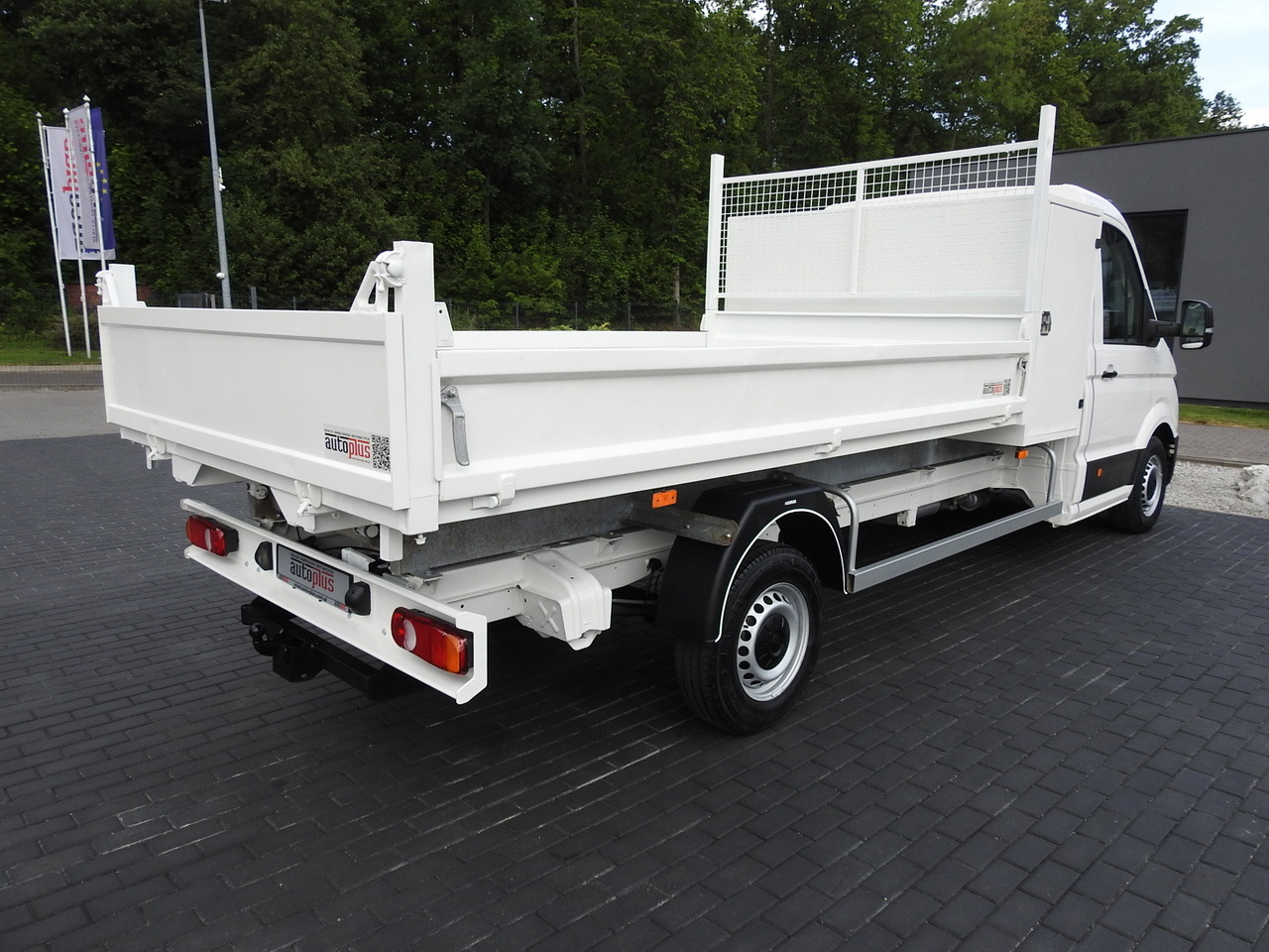 Лизинг на VOLKSWAGEN CRAFTER TIPPER CRUISE CONTROL  100HP VOLKSWAGEN CRAFTER TIPPER CRUISE CONTROL  100HP: снимка 12