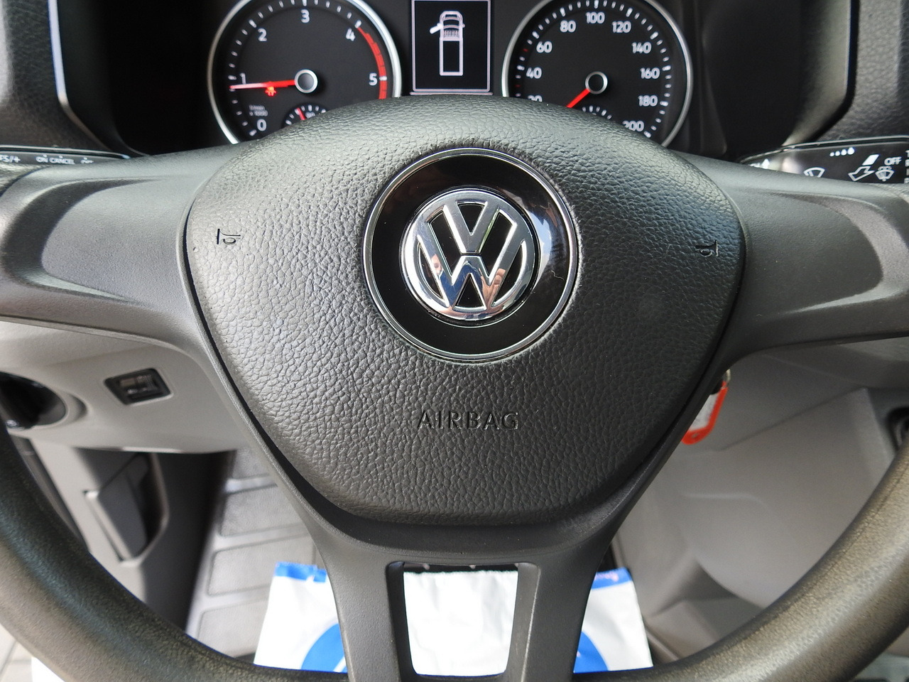 Лизинг на VOLKSWAGEN CRAFTER TIPPER CRUISE CONTROL  100HP VOLKSWAGEN CRAFTER TIPPER CRUISE CONTROL  100HP: снимка 28