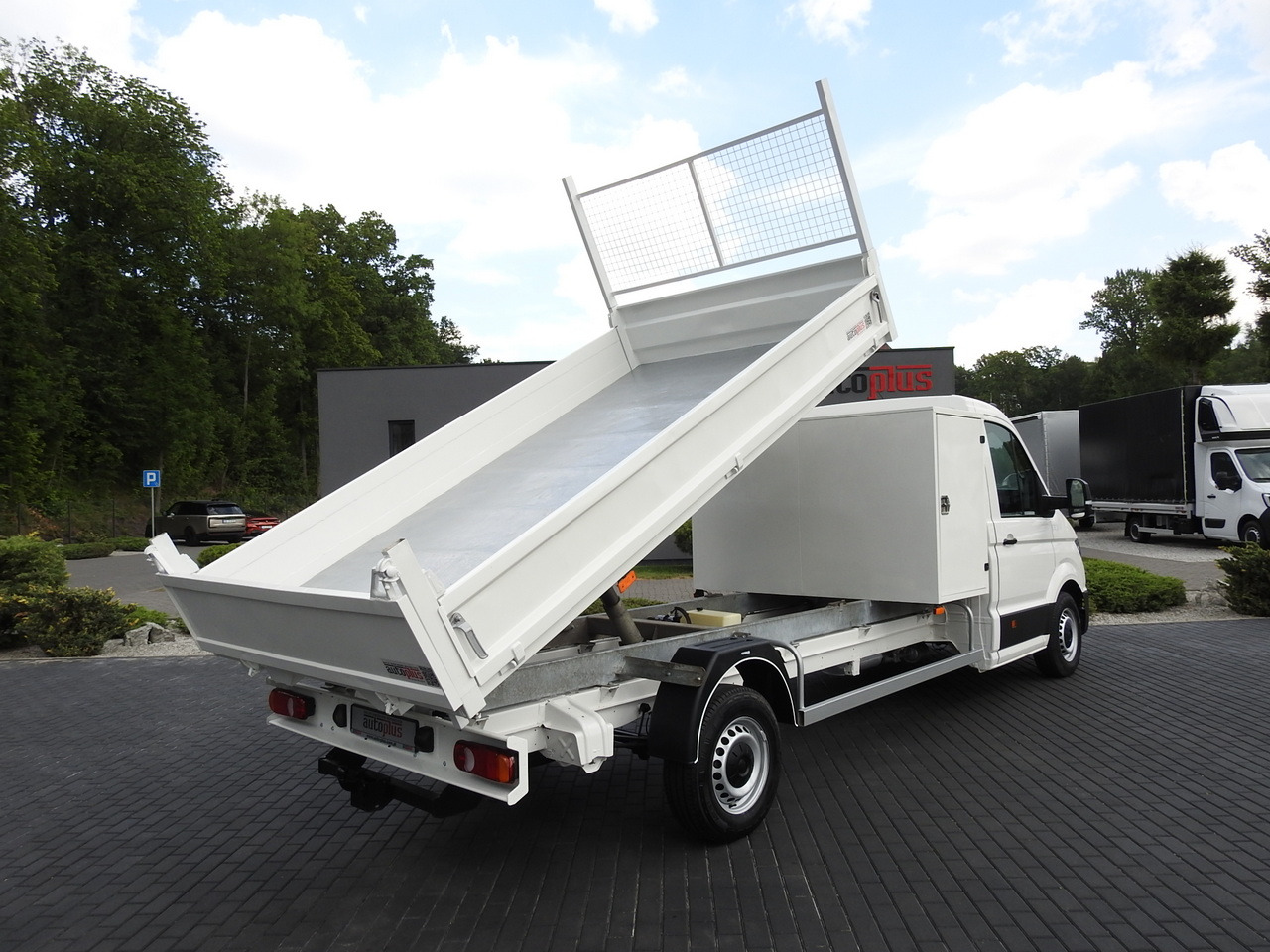 VOLKSWAGEN CRAFTER TIPPER CRUISE CONTROL 100HP - Бус самосвал: снимка 3 VOLKSWAGEN CRAFTER TIPPER CRUISE CONTROL 100HP - Бус самосвал: снимка 3