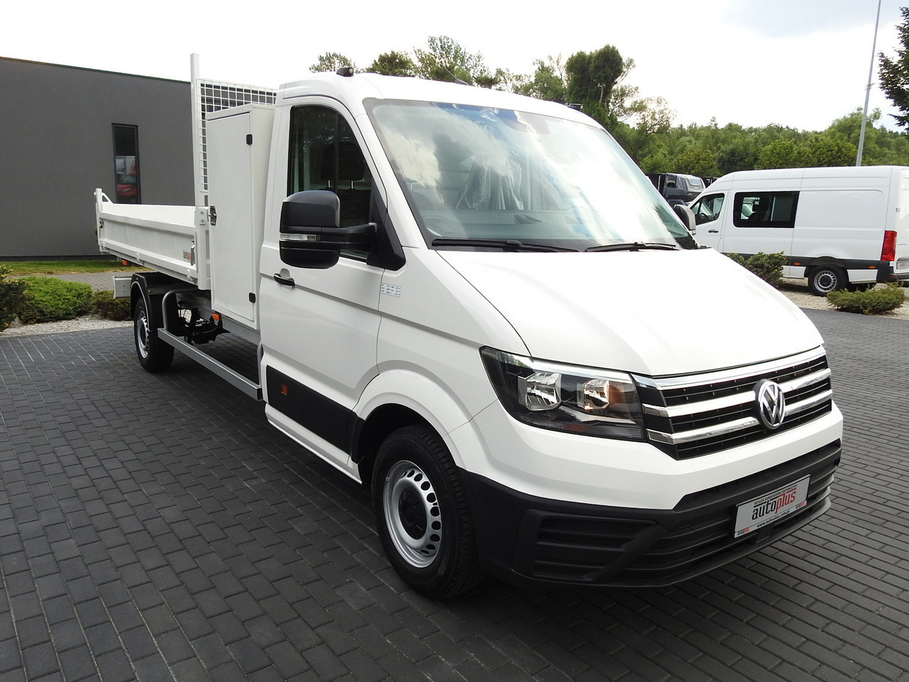 VOLKSWAGEN CRAFTER TIPPER CRUISE CONTROL 100HP - Бус самосвал: снимка 4 VOLKSWAGEN CRAFTER TIPPER CRUISE CONTROL 100HP - Бус самосвал: снимка 4