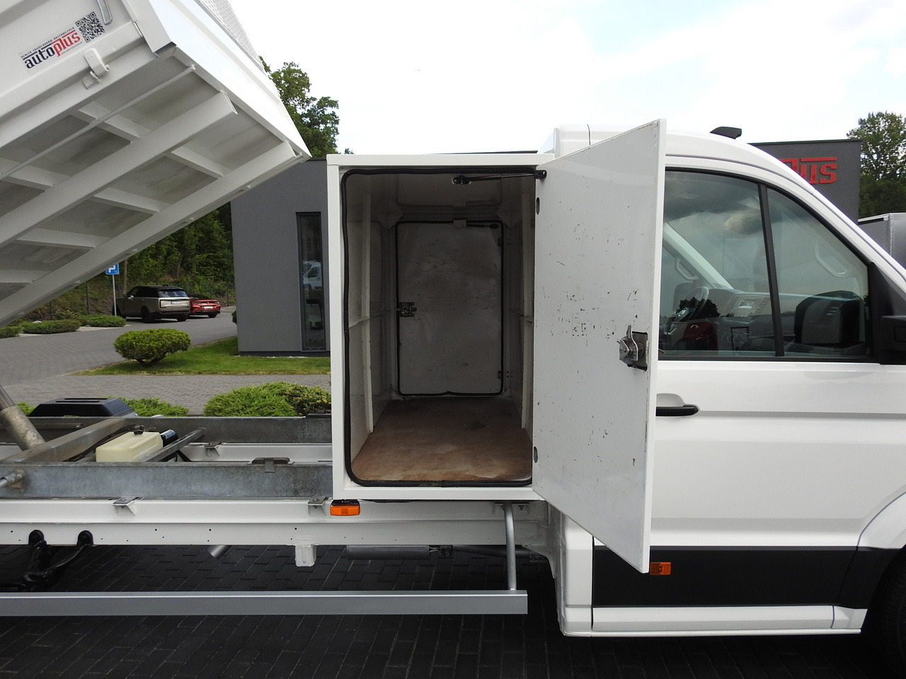 Лизинг на VOLKSWAGEN CRAFTER TIPPER CRUISE CONTROL  100HP VOLKSWAGEN CRAFTER TIPPER CRUISE CONTROL  100HP: снимка 19
