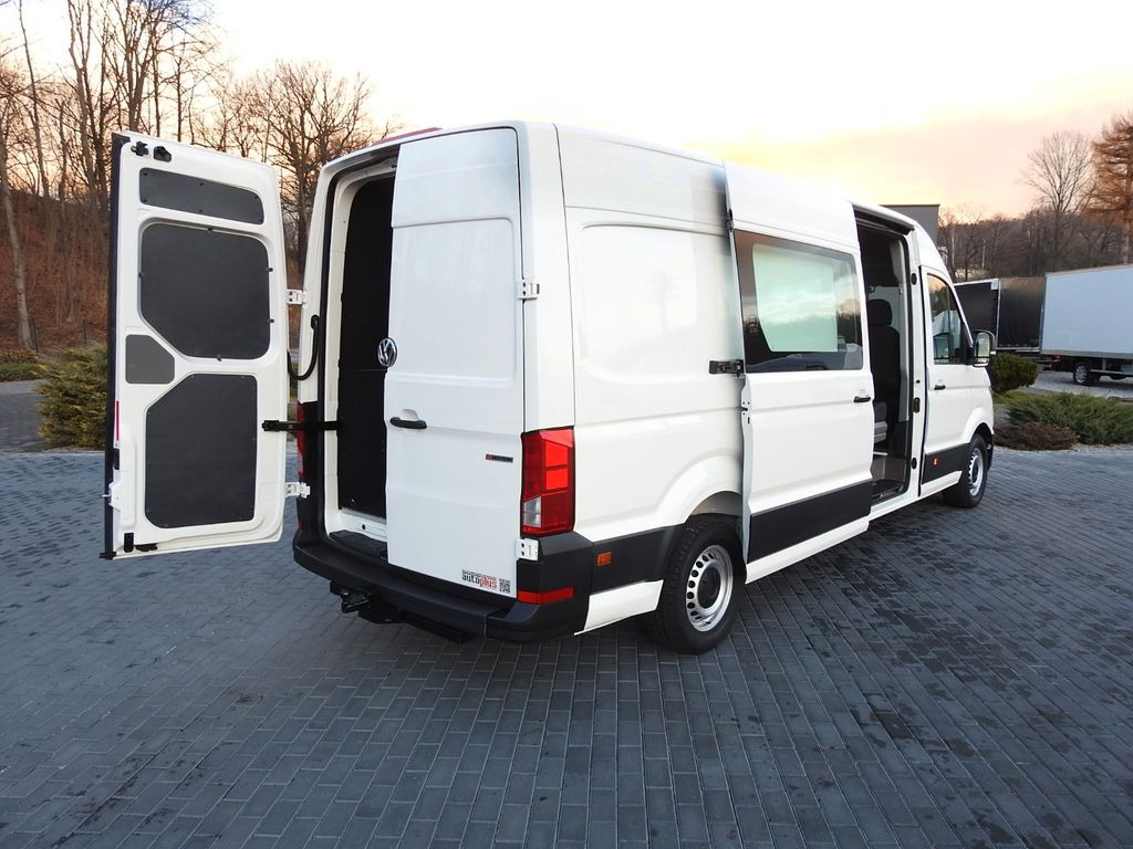 Volkswagen CRAFTER 4X4 KASTENWAGEN DOPPELKABINE 7 SITZE - Товарен бус, Бус с двойна кабина: снимка 3 Volkswagen CRAFTER 4X4 KASTENWAGEN DOPPELKABINE 7 SITZE - Товарен бус, Бус с двойна кабина: снимка 3