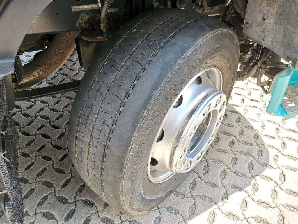 За превоз на животни камион DAF XF 105.460  / Intarder / 4 Stock / KOMPLETT !: снимка 18