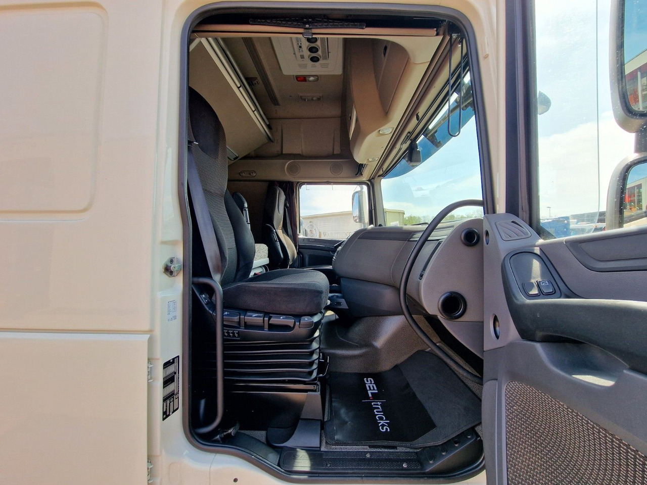 Контейнеровоз/ Сменна каросерия камион DAF XF 460 FAN / Intarder / Lenkachse / Standklima: снимка 16